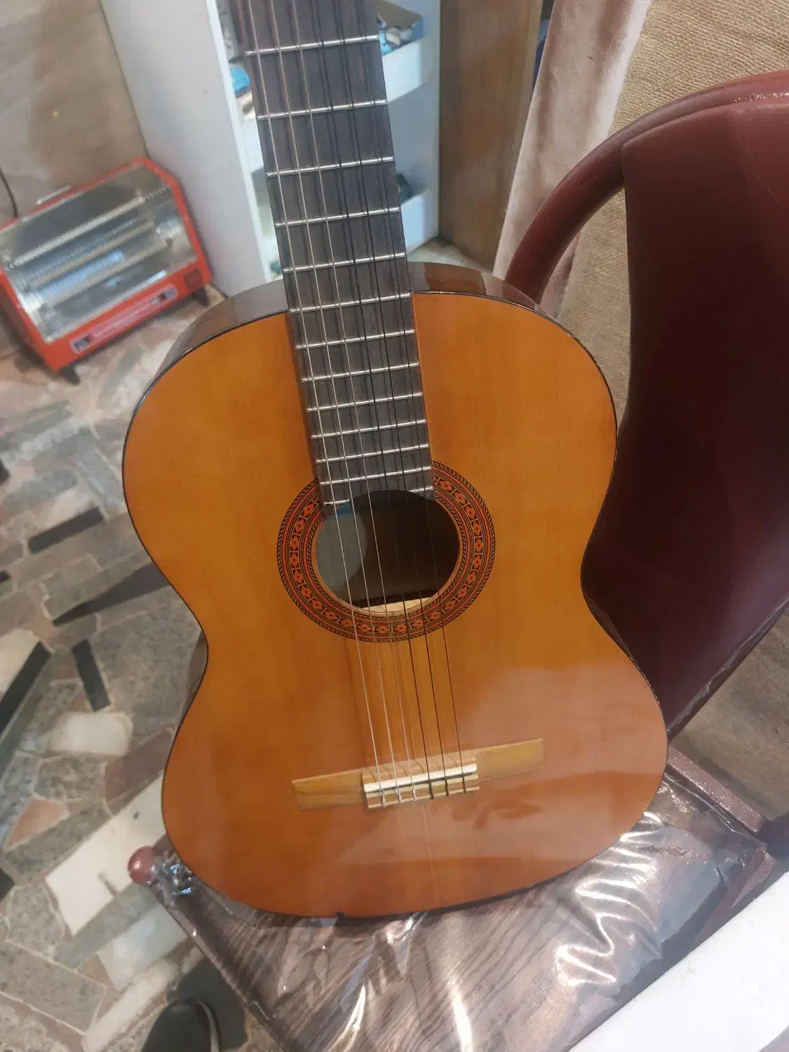 گیتار یاماها c40|گیتار، بیس، امپلیفایر|بومهن, |دیوار