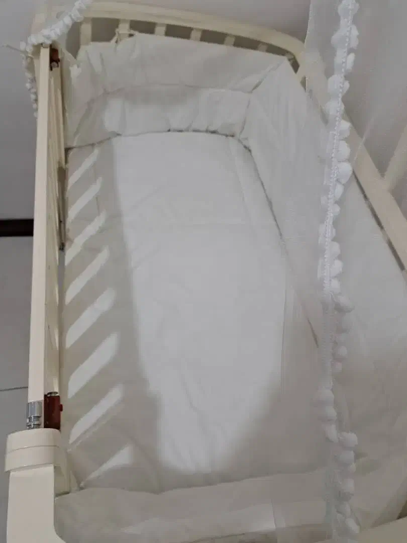 گهواره نوزادی|تخت و سرویس خواب|چهاردانگه (تهران), |دیوار