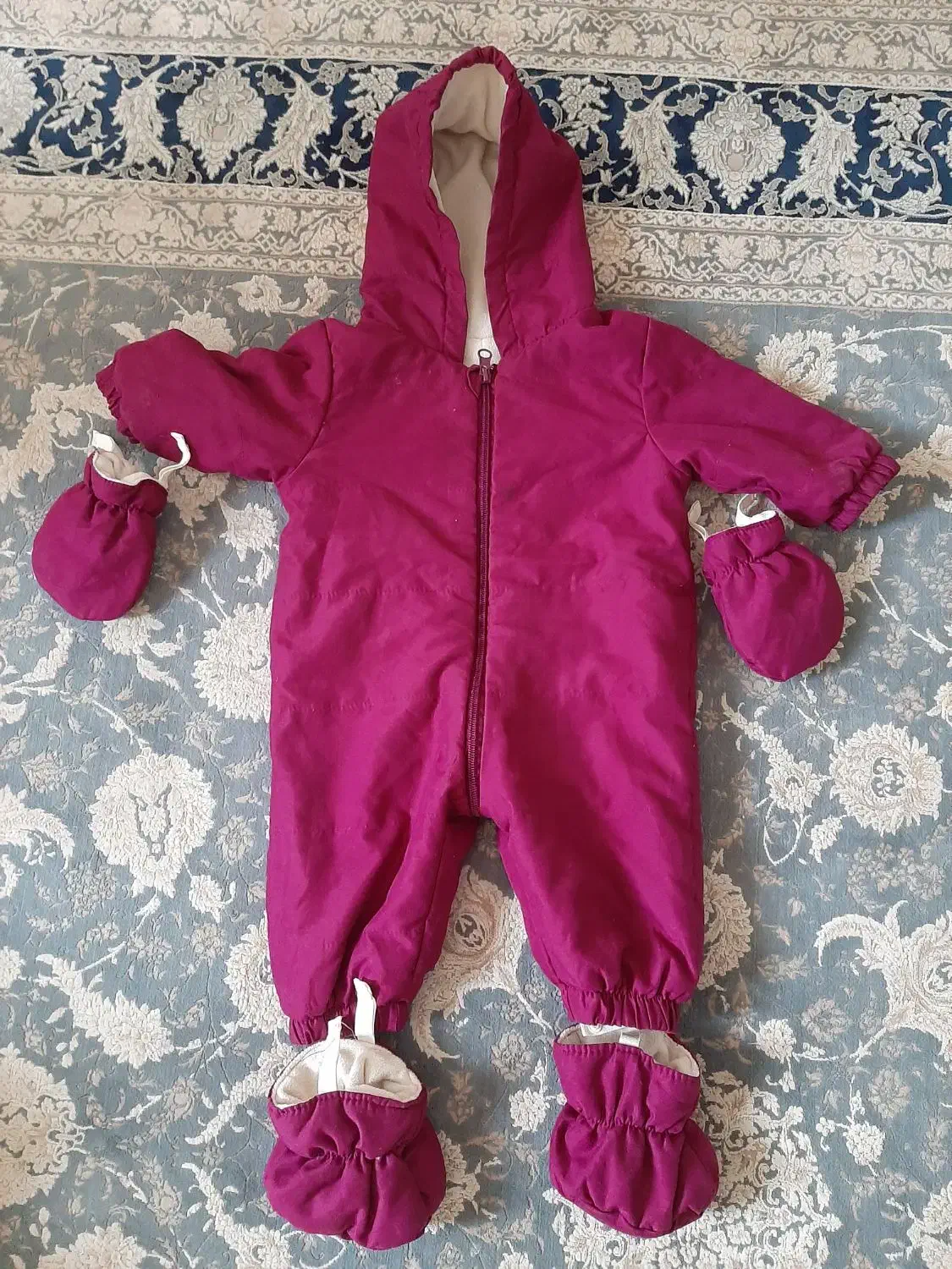 سرهمی بچگانه|کفش و لباس بچه|هشتگرد, شهرک مهستان ۱|دیوار