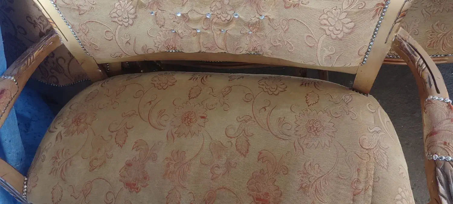 مبل سلطنتی دست دوم|مبلمان خانگی و میز عسلی|اشنویه, |دیوار