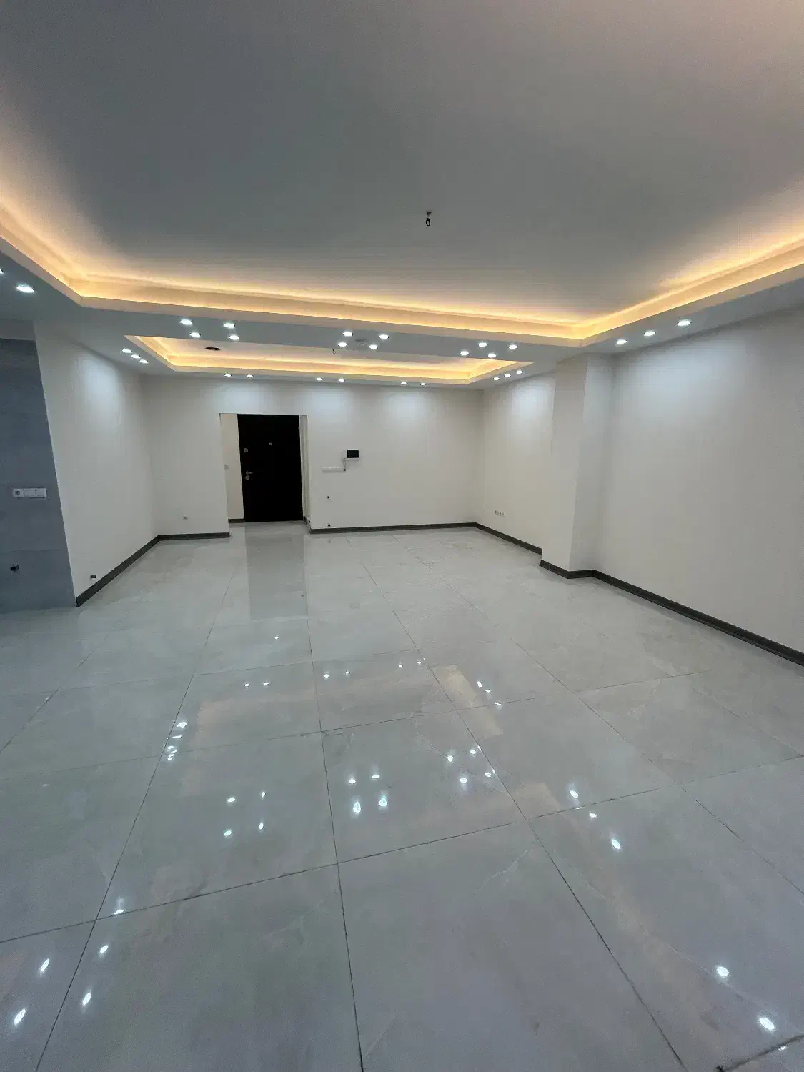 آپارتمان ۱۸۰ متر تک واحدی خیابان تهران|فروش آپارتمان|قائمشهر, |دیوار