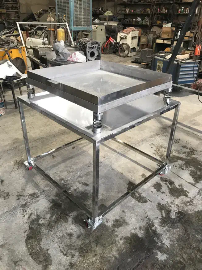 میز ویبره (سرند،الک)|ماشین‌آلات صنعتی|هشتگرد, گلسار|دیوار