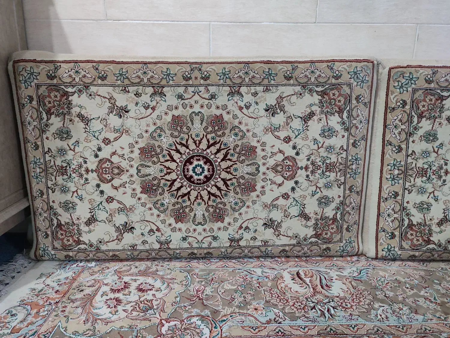 پشتی هفتصد شانه|پشتی|برازجان, |دیوار