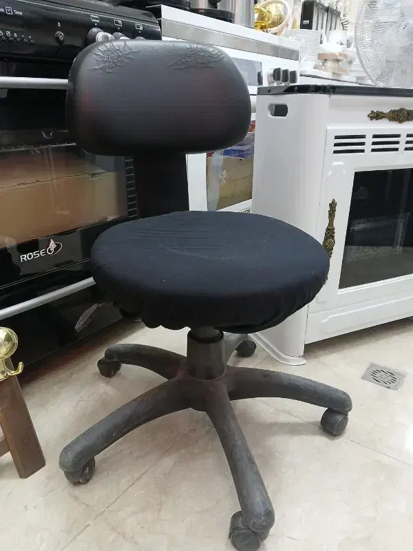 صندلی گردان|صندلی و نیمکت|بناب, |دیوار