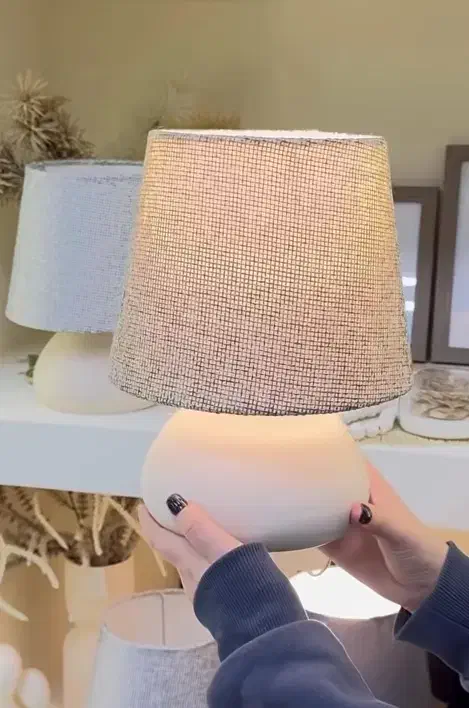 آباژور بدنه فلزی|چراغ خواب و آباژور|تهران, شهرک ولیعصر جنوبی|دیوار