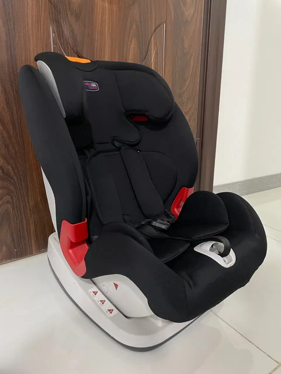 صندلی ماشین کودک|تخت و صندلی بچه|شیراز, رازی|دیوار