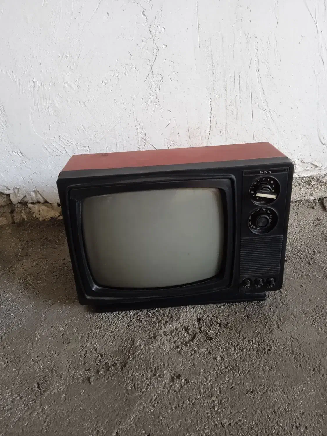 تلویزیون قدیمی|تلویزیون و پروژکتور|خرم‌آباد, |دیوار