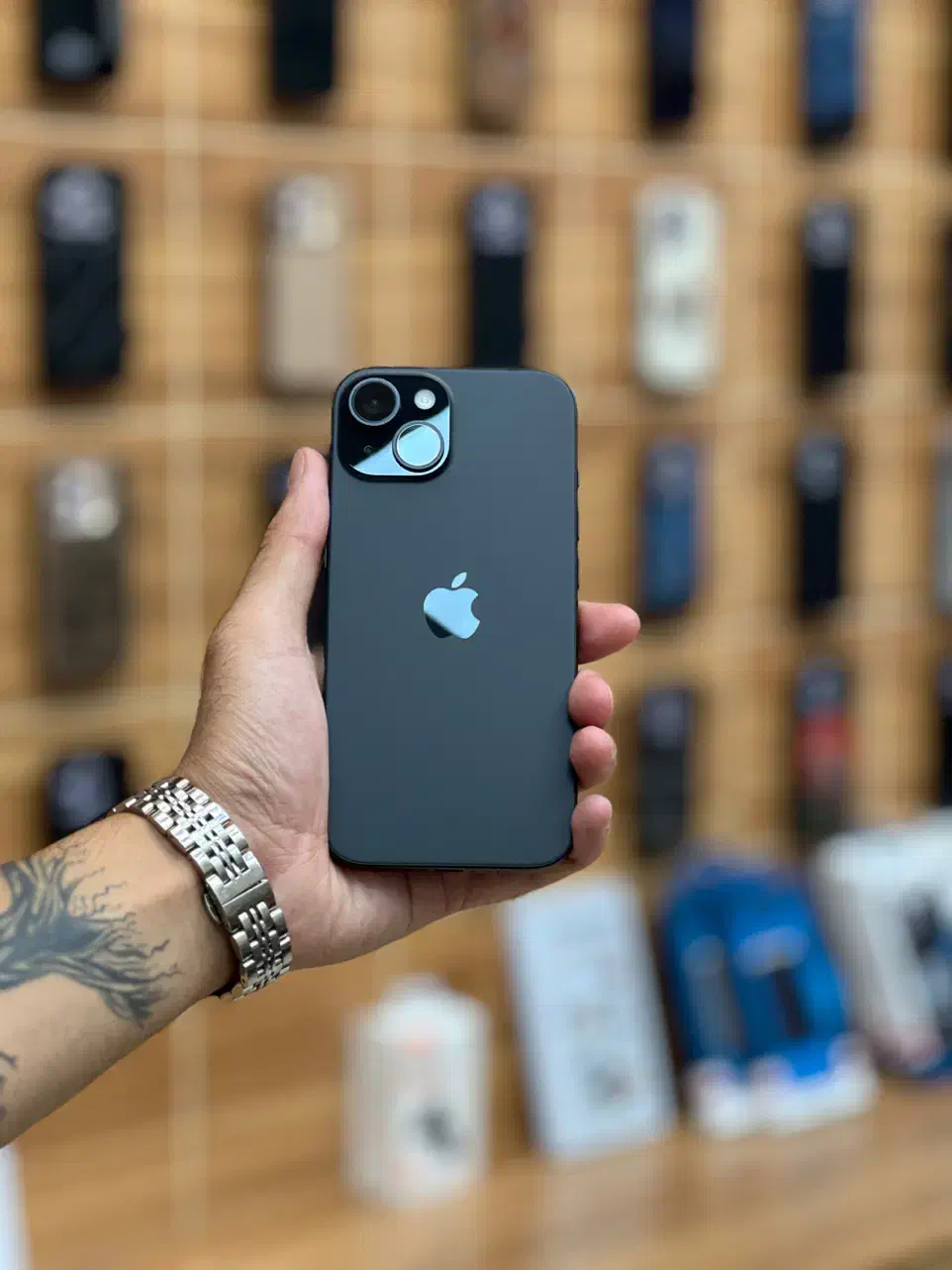 اپل ۱۵ معمولی iphone15 ضمانت کتبی|موبایل|مشهد, عامل|دیوار