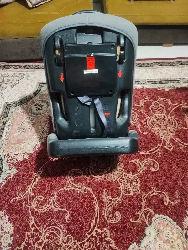 صندلی بچه|تخت و صندلی بچه|خرمشهر, |دیوار