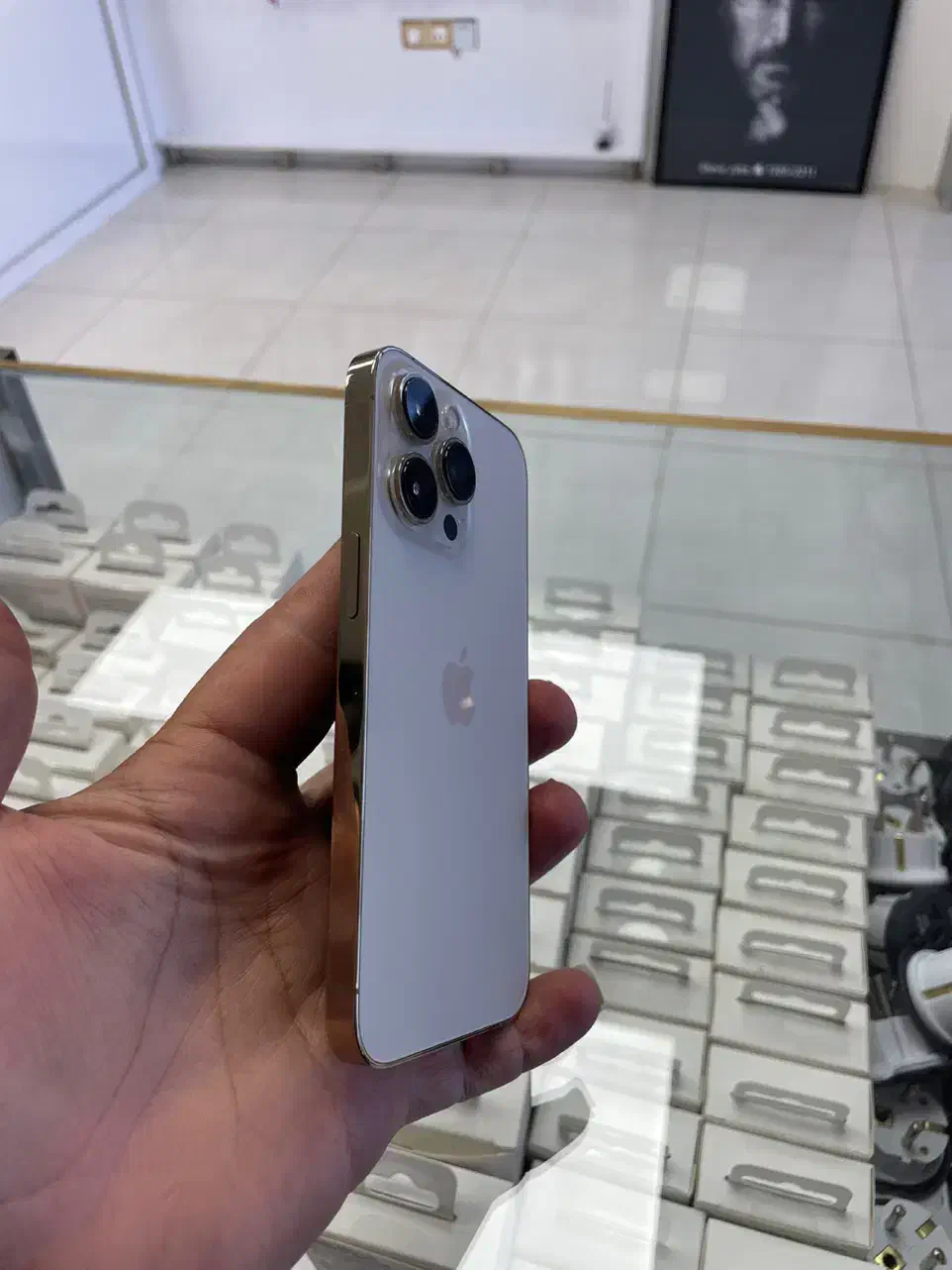 13pro256|موبایل|شهرکرد, |دیوار