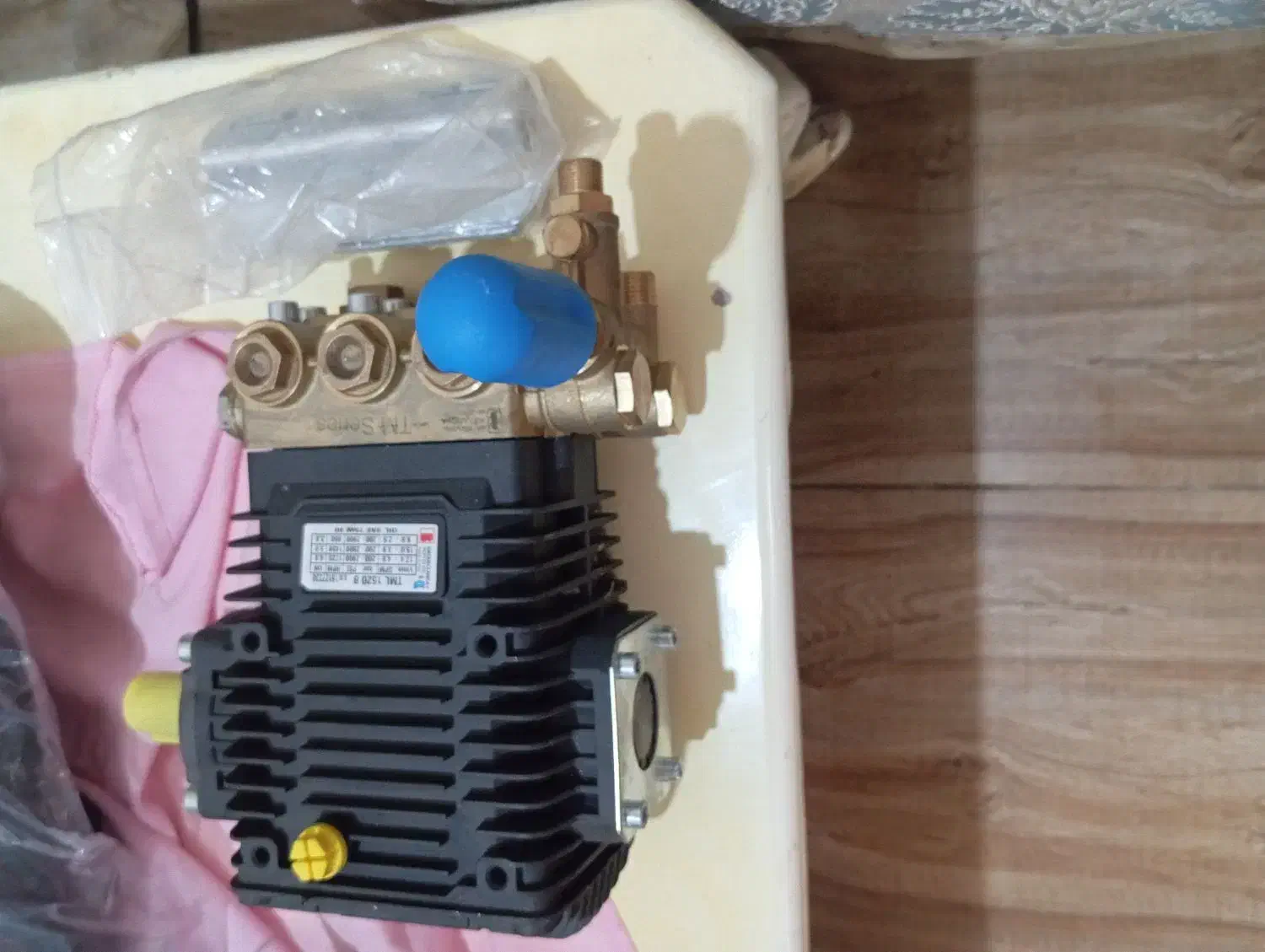 پمپ برتونلی 200بار|ماشینآلات صنعتی|چهارباغ, |دیوار