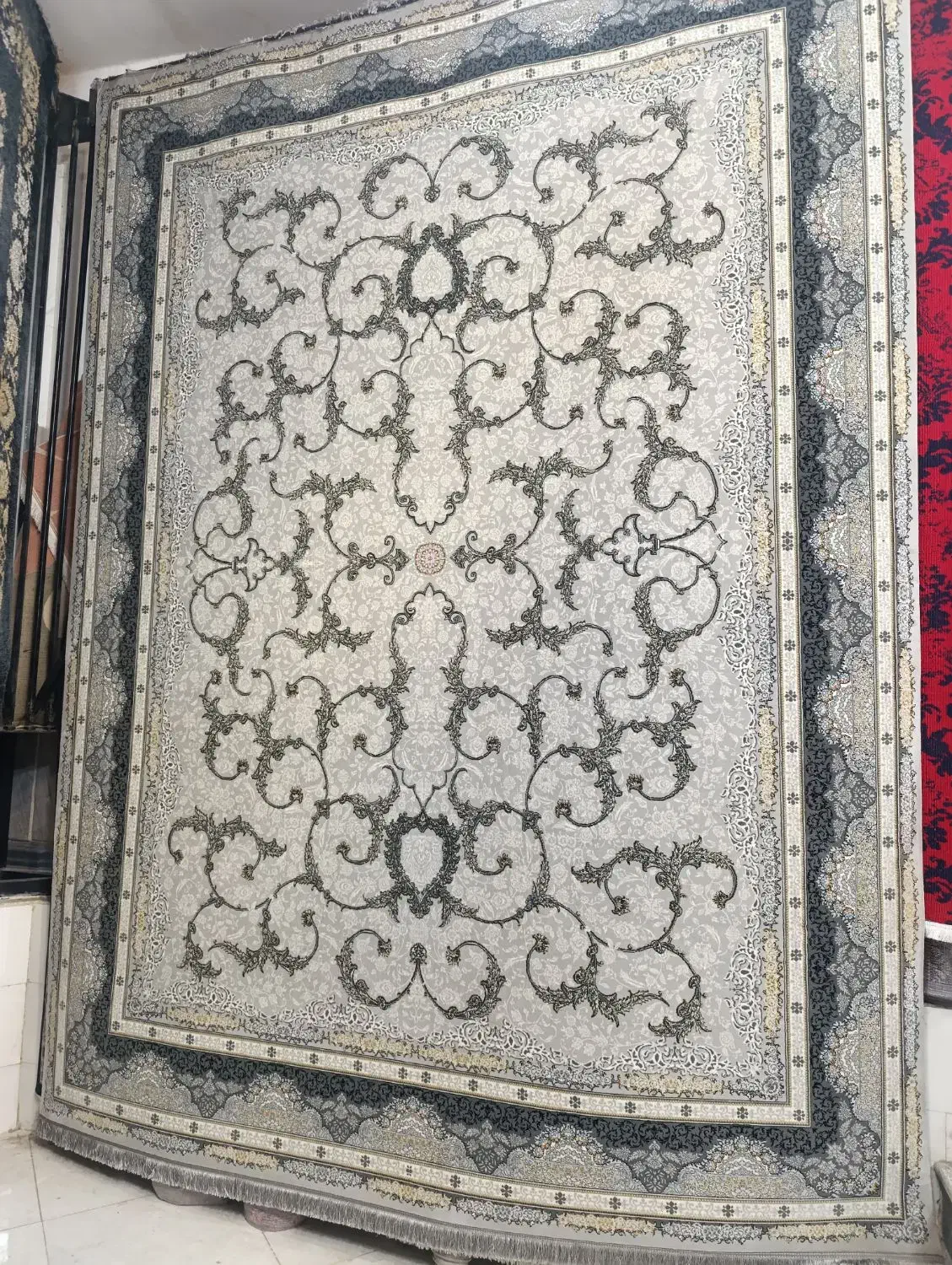 فرش700شونه اصل.نخ ترک|فرش|خرم‌آباد, |دیوار