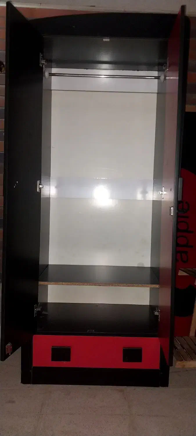 کمد لباسی|جاکفشی، کمد، دراور|شاهینشهر, فدک|دیوار