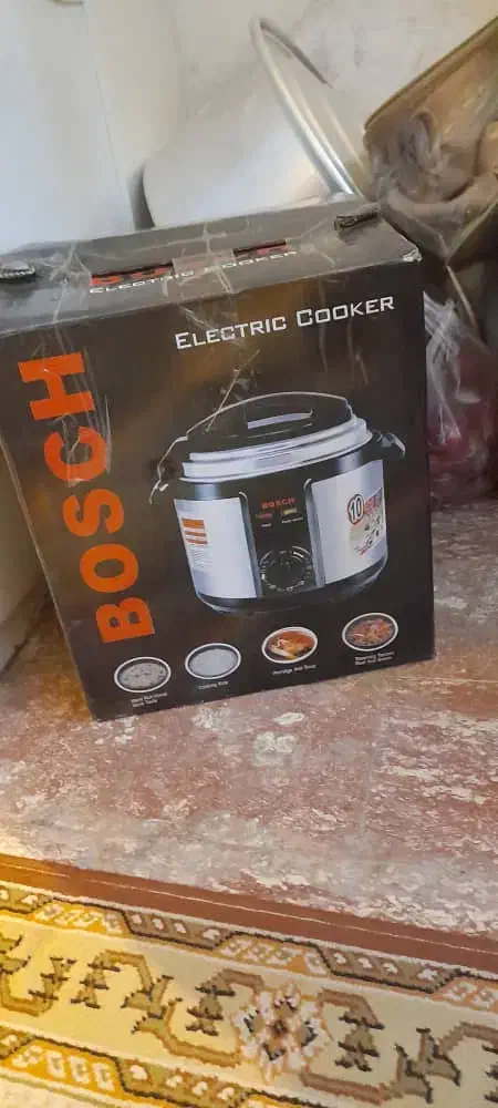 پلوپز..غذا ساز ۱۰ کاره..مارک بوش کاملا آکبند|خردکن، آسیاب، غذاساز|خوی, |دیوار