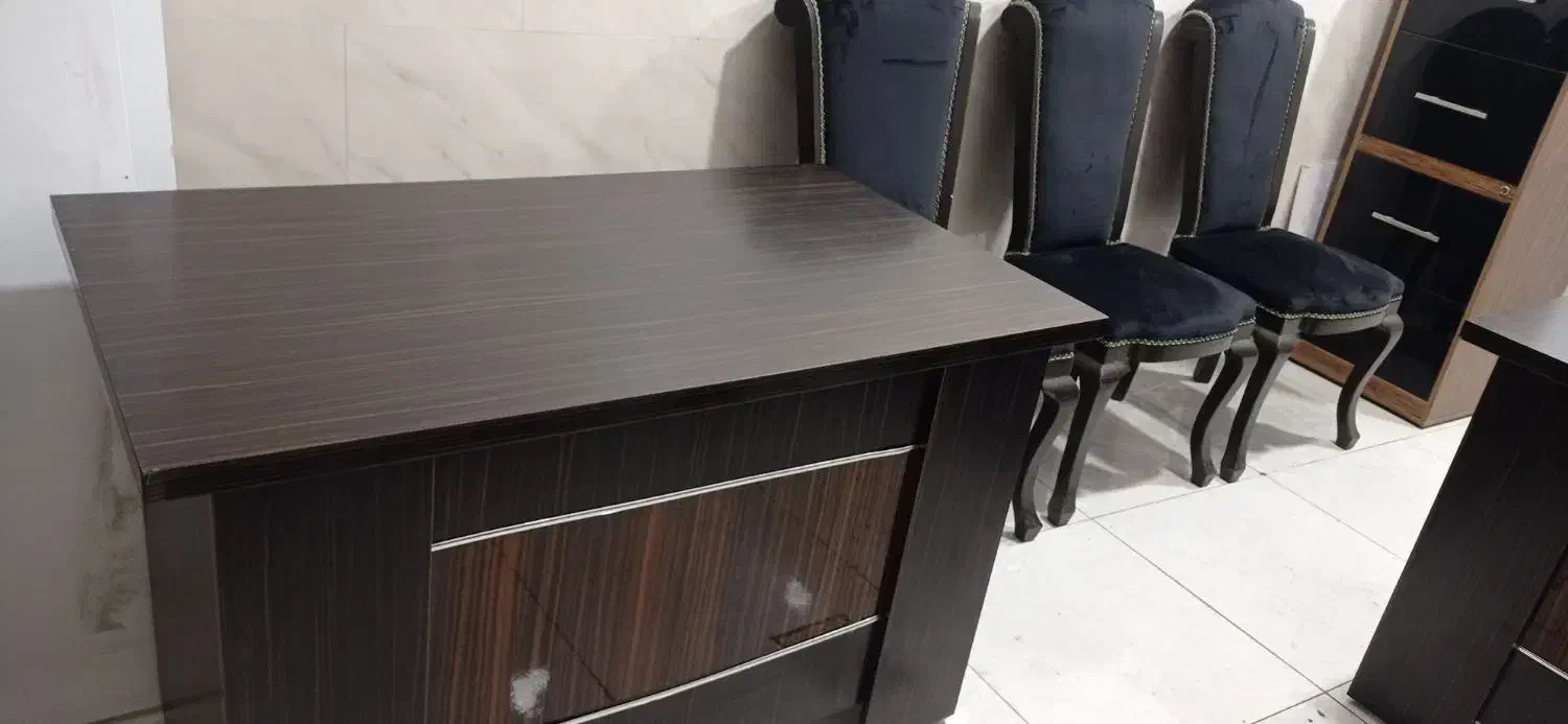 فروش فوری ست اداری با قیمت توافقی|مبلمان اداری|رشت, آزادگان|دیوار