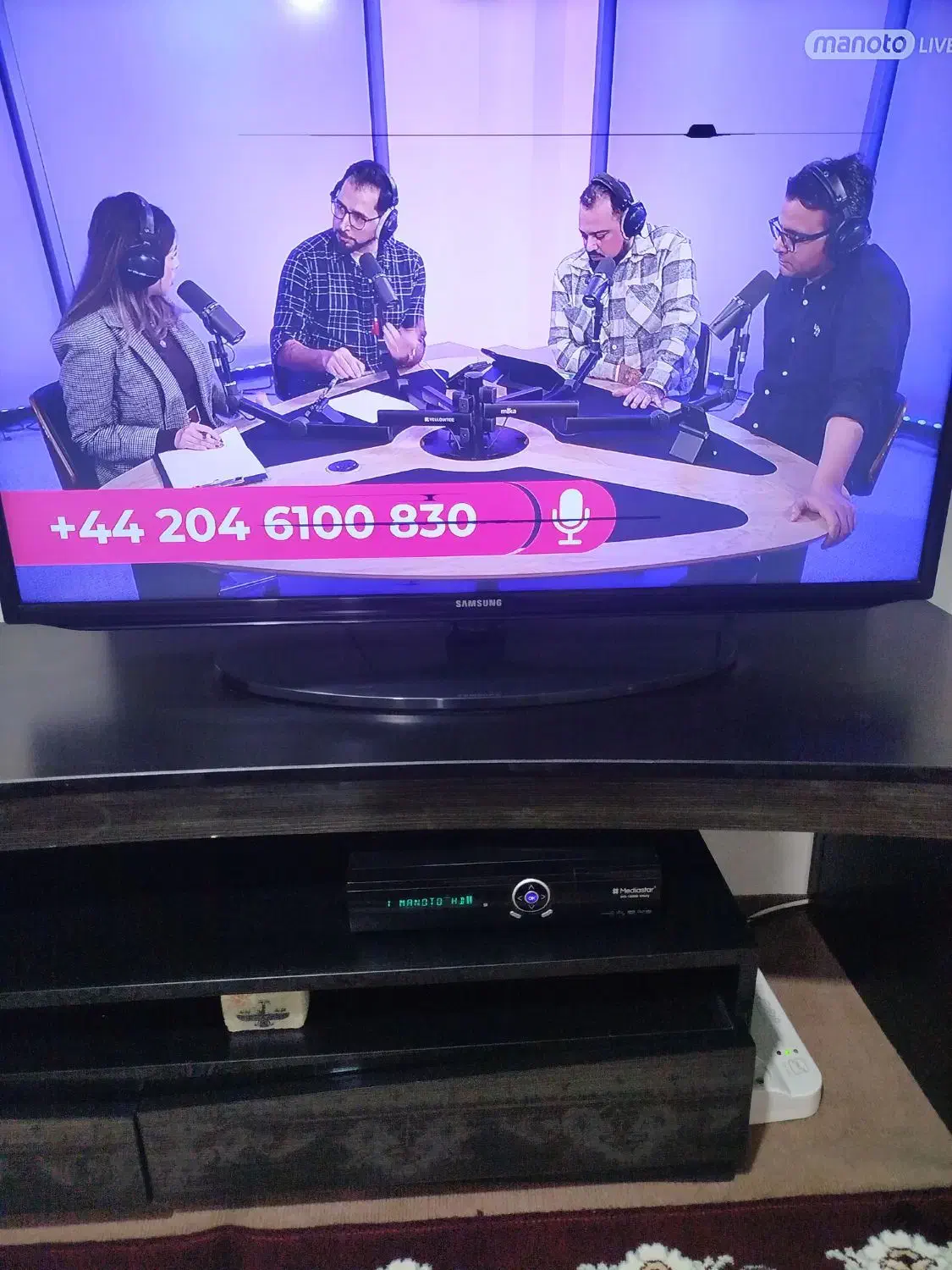 نصاب انواع آنتن تنظیم فروش لوازم نصب براکت تلوزیون|خدمات پیشه و مهارت|فولادشهر, فولادشهر|دیوار