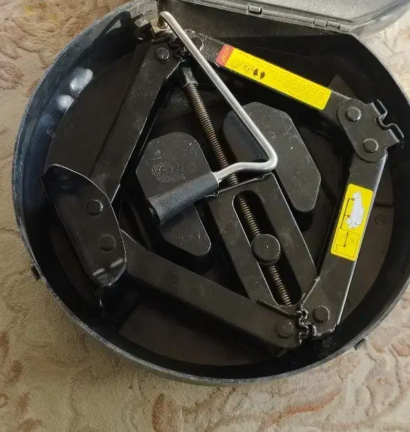 جک ماشین. نو|قطعات یدکی و لوازم جانبی|کاشان, فاز ۲ ناجی آباد|دیوار