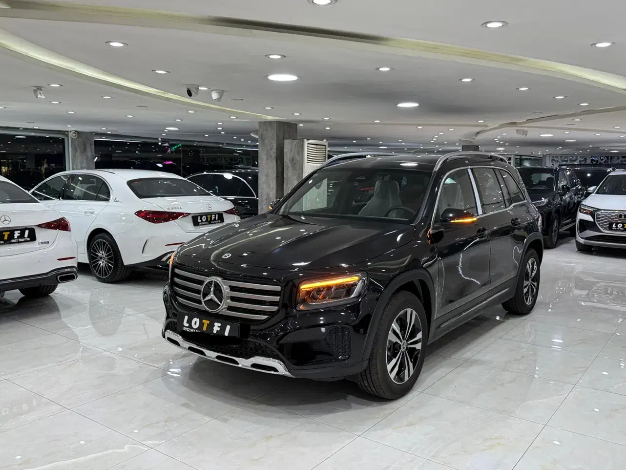 بنز GLB200|خودرو سواری و وانت|تهران, عباسآباد|دیوار