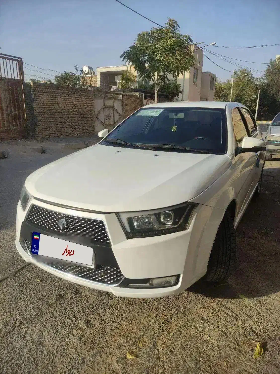 دنا پلاس 1400 چهارچرخ دیسک بسیار تمیز وکارمندی|خودرو سواری و وانت|فلاورجان, |دیوار