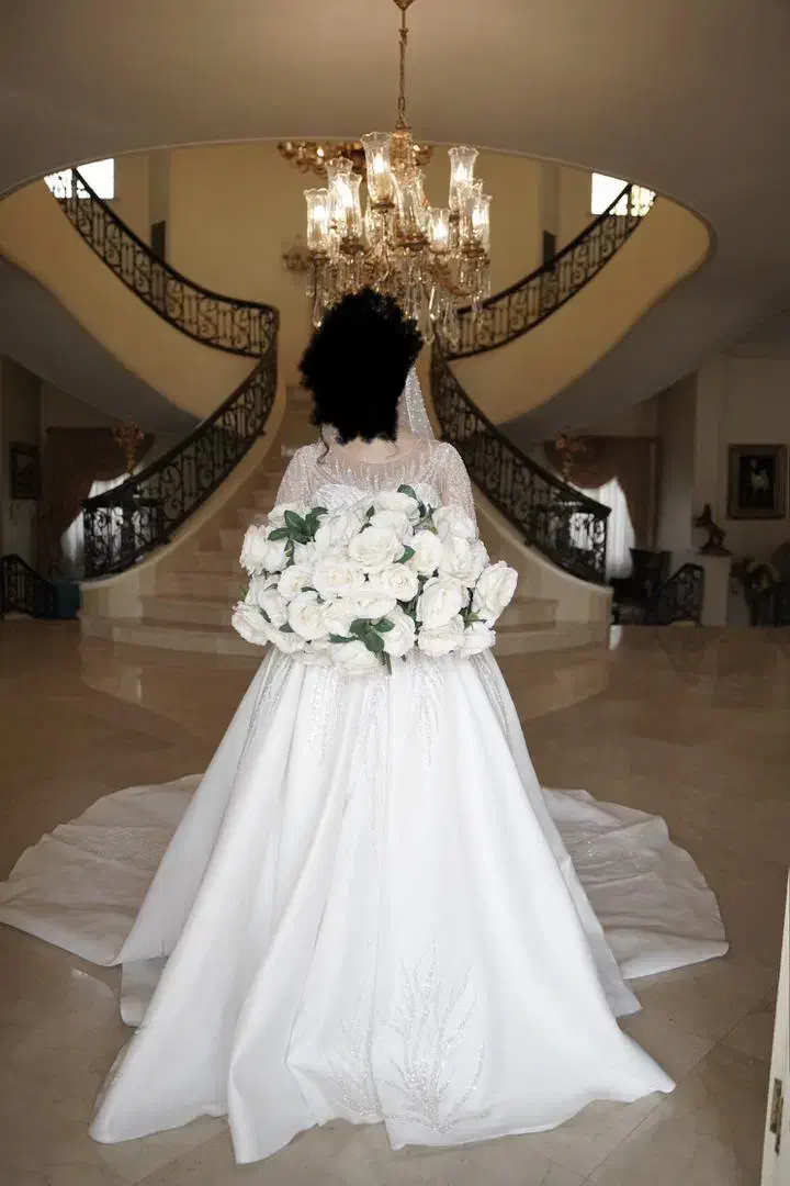 لباس عروس فروشی|لباس|خمین, |دیوار