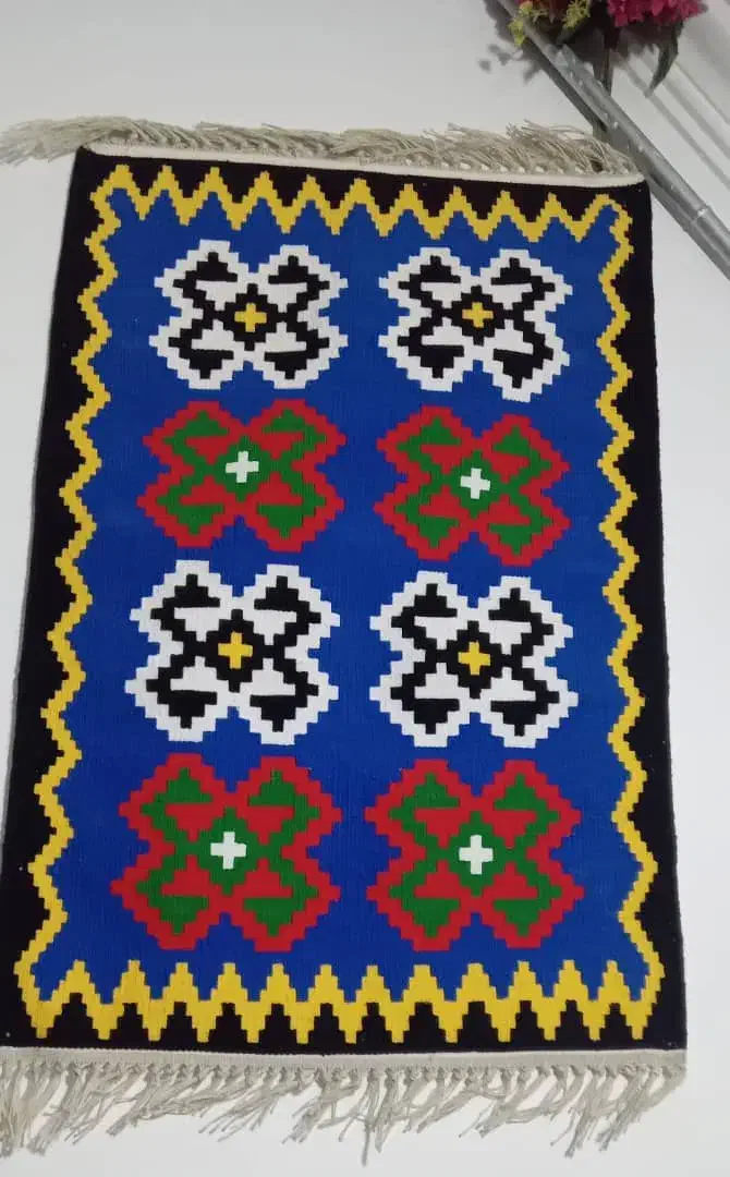 فروش انواع گلیم های سفارشی ابریشمی|گلیم، جاجیم، گبه|یاسوج, |دیوار