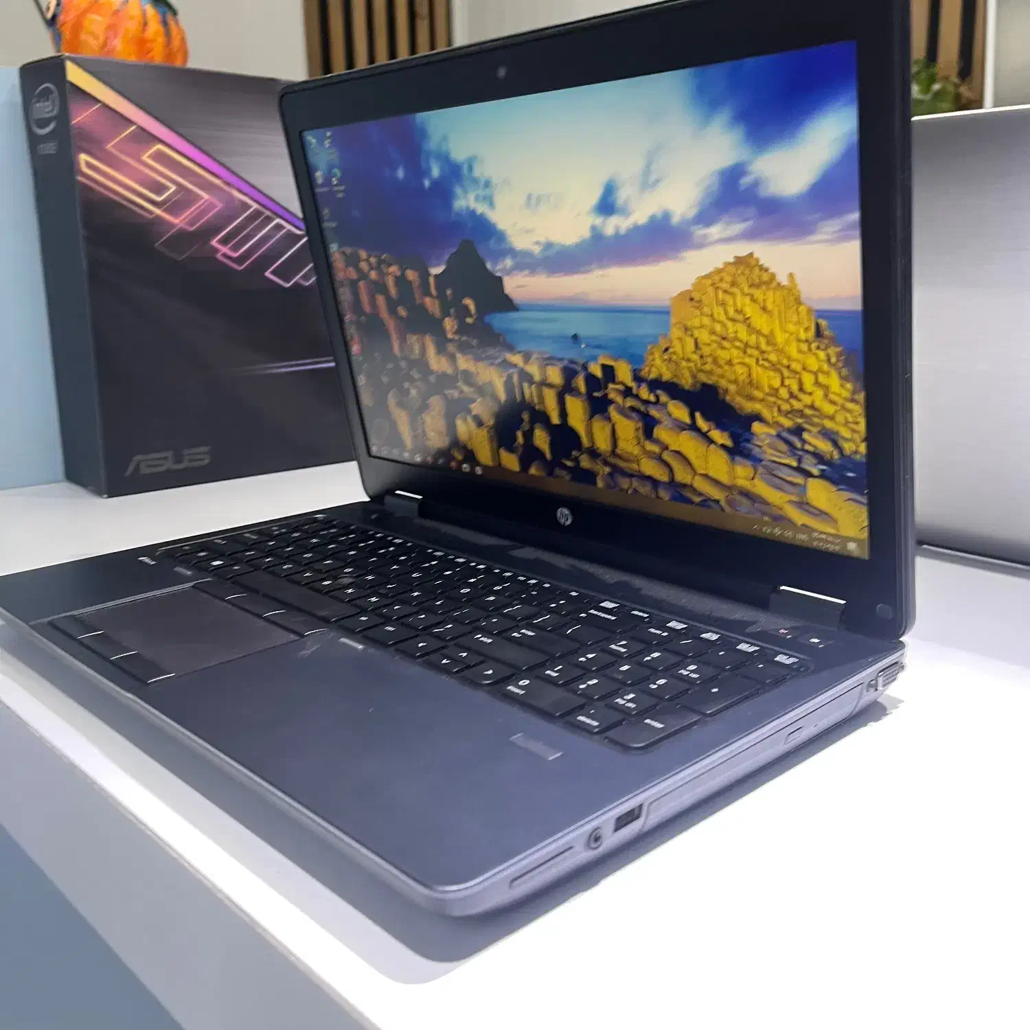 مهندسیHPرم16هارد256s+500گرافیکدارi7دم قسط گارانتی|رایانه همراه|تهران, یافت‌آباد|دیوار