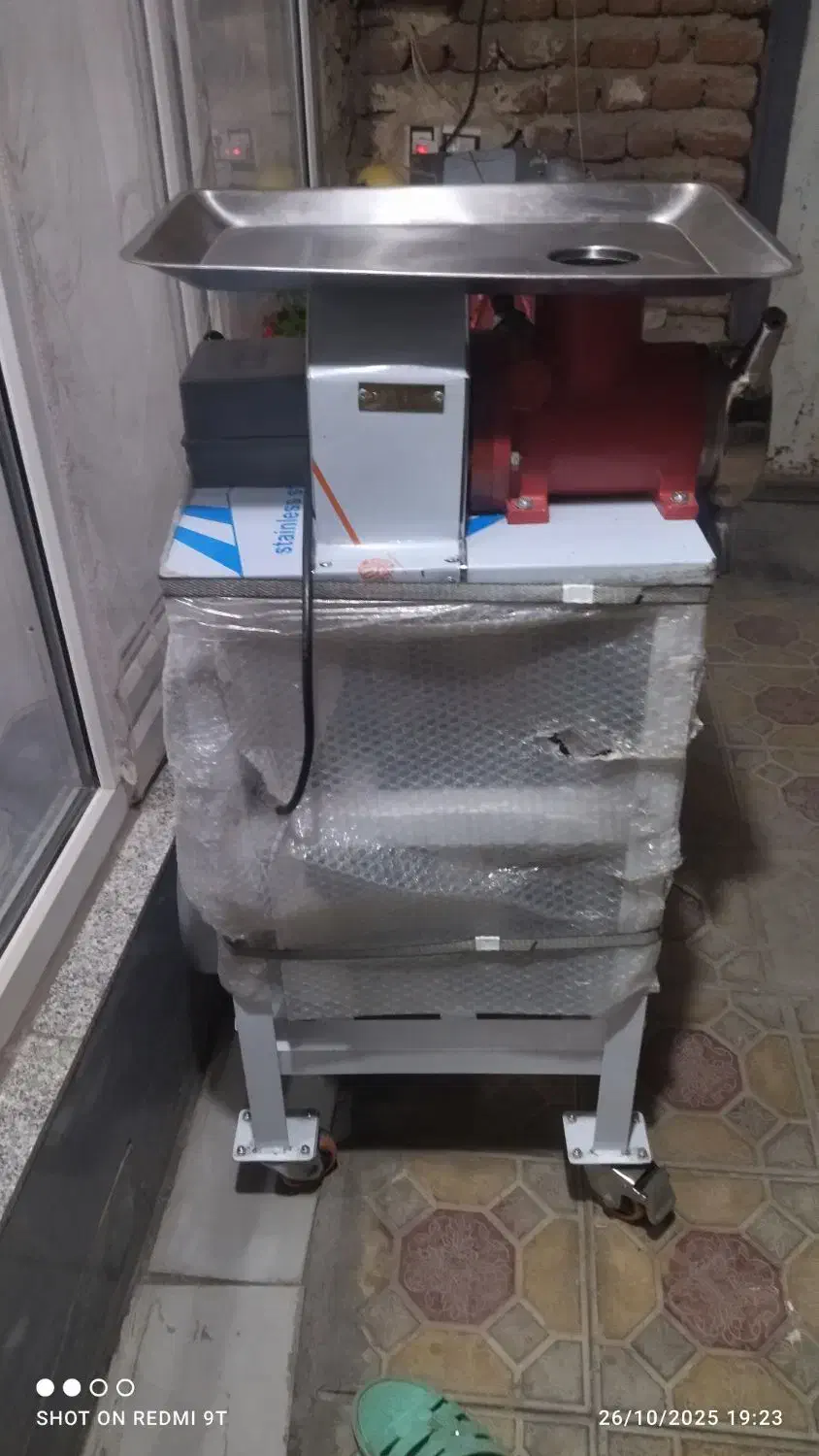 چرخ گوشت صنعتی در حد نو|کافیشاپ و رستوران|بناب, |دیوار