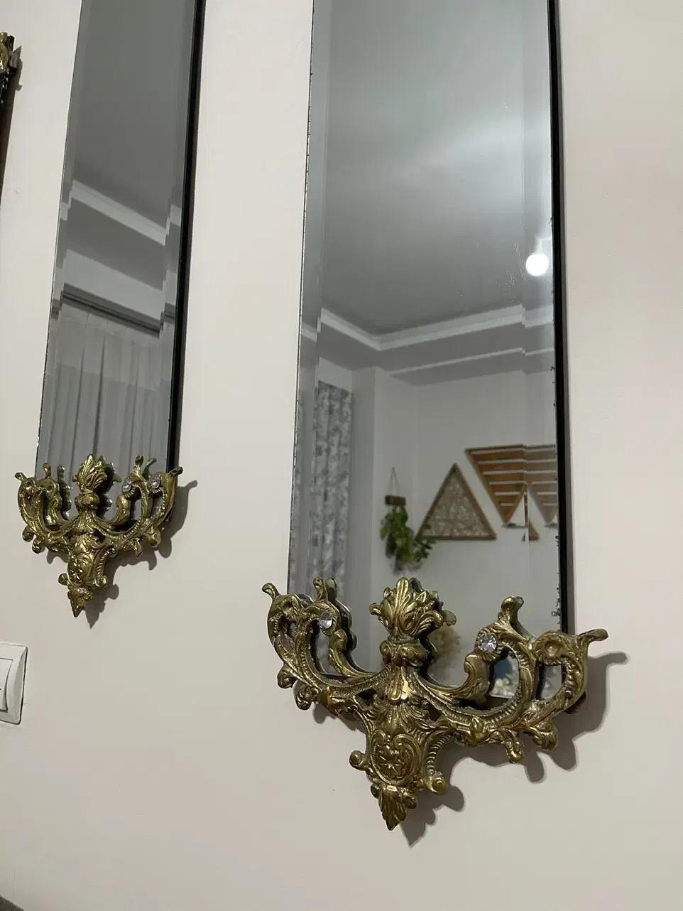 اینه برنز|آینه|پرند, فاز ۳|دیوار