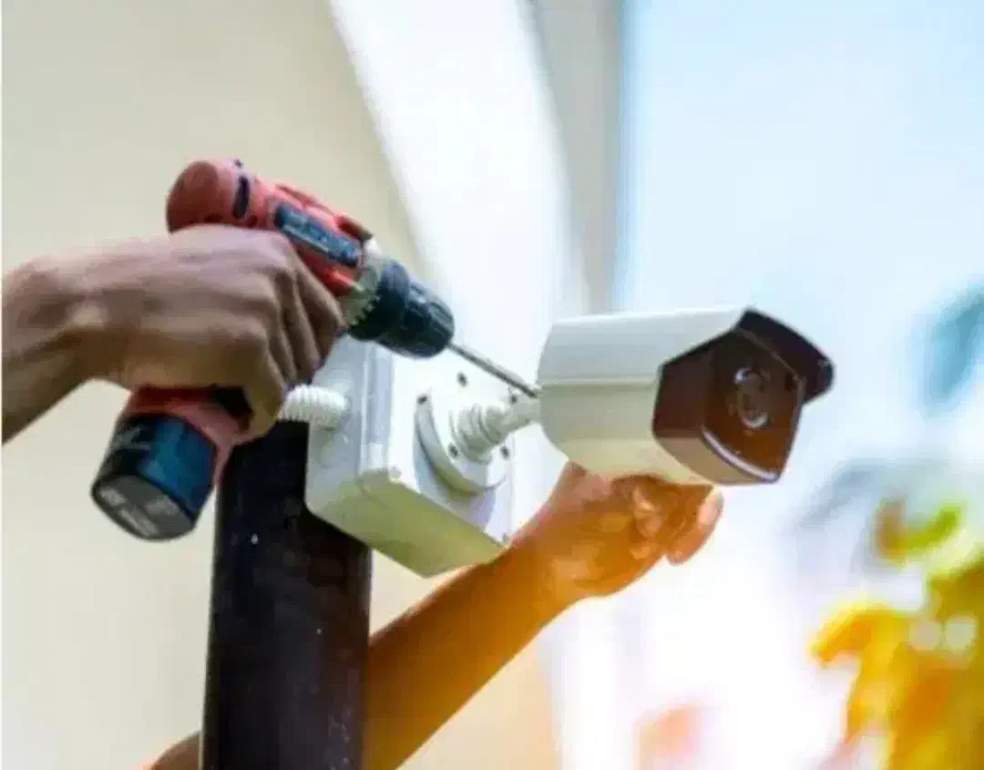 نصب و تعمیر تخصصی انواع دوربین های مداربسته|خدمات پیشه و مهارت|زاهدان, |دیوار