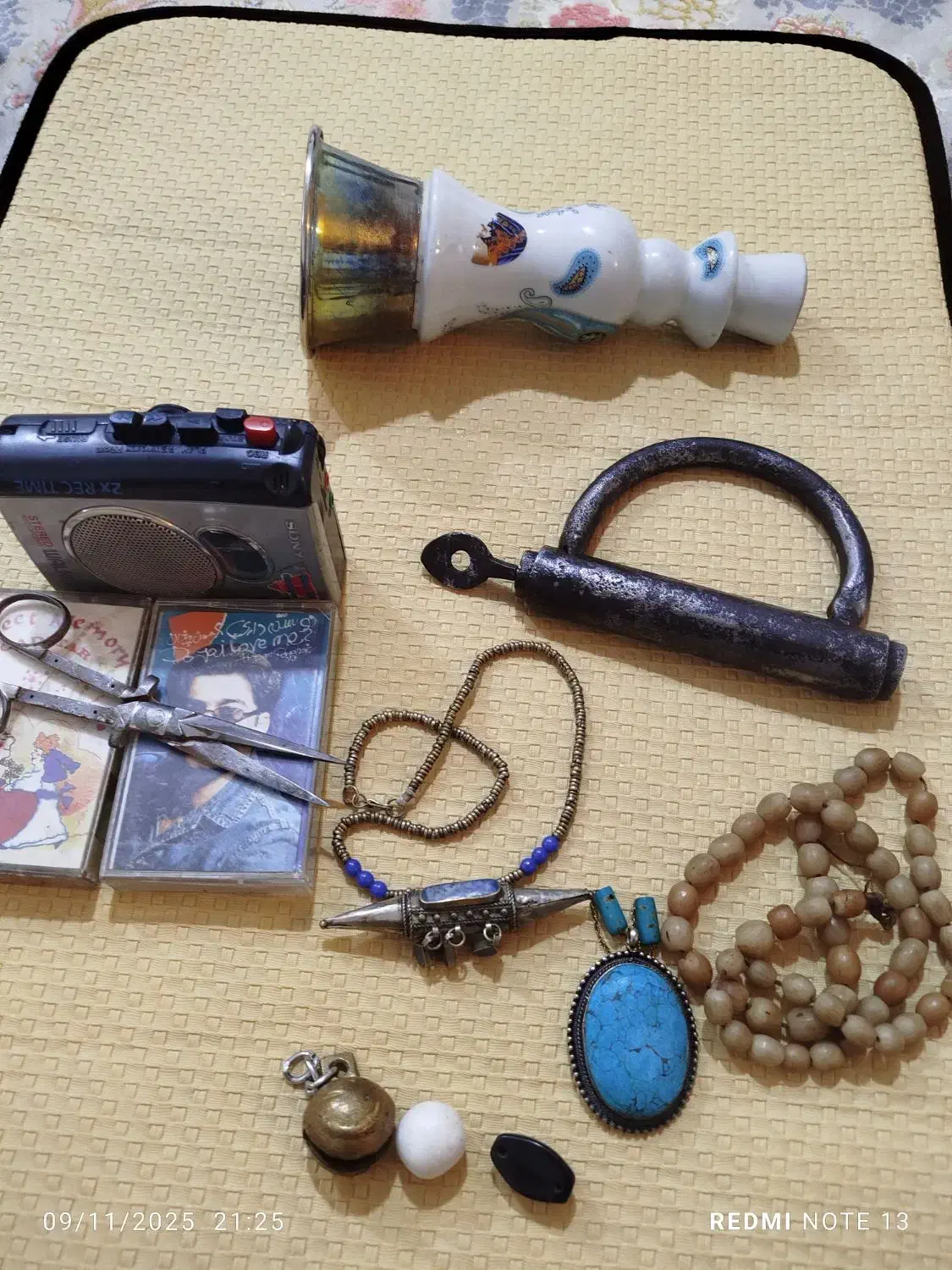 گردنبد ورشو قدیمی قاجاری|کلکسیون اشیاء عتیقه|خمینی‌شهر, |دیوار