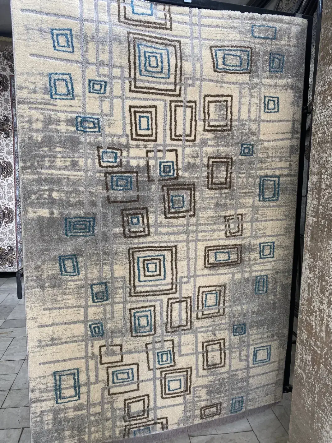 فروش فرش 4 متری|فرش|شاهین‌شهر, مخابرات (شهید بهشتی)|دیوار