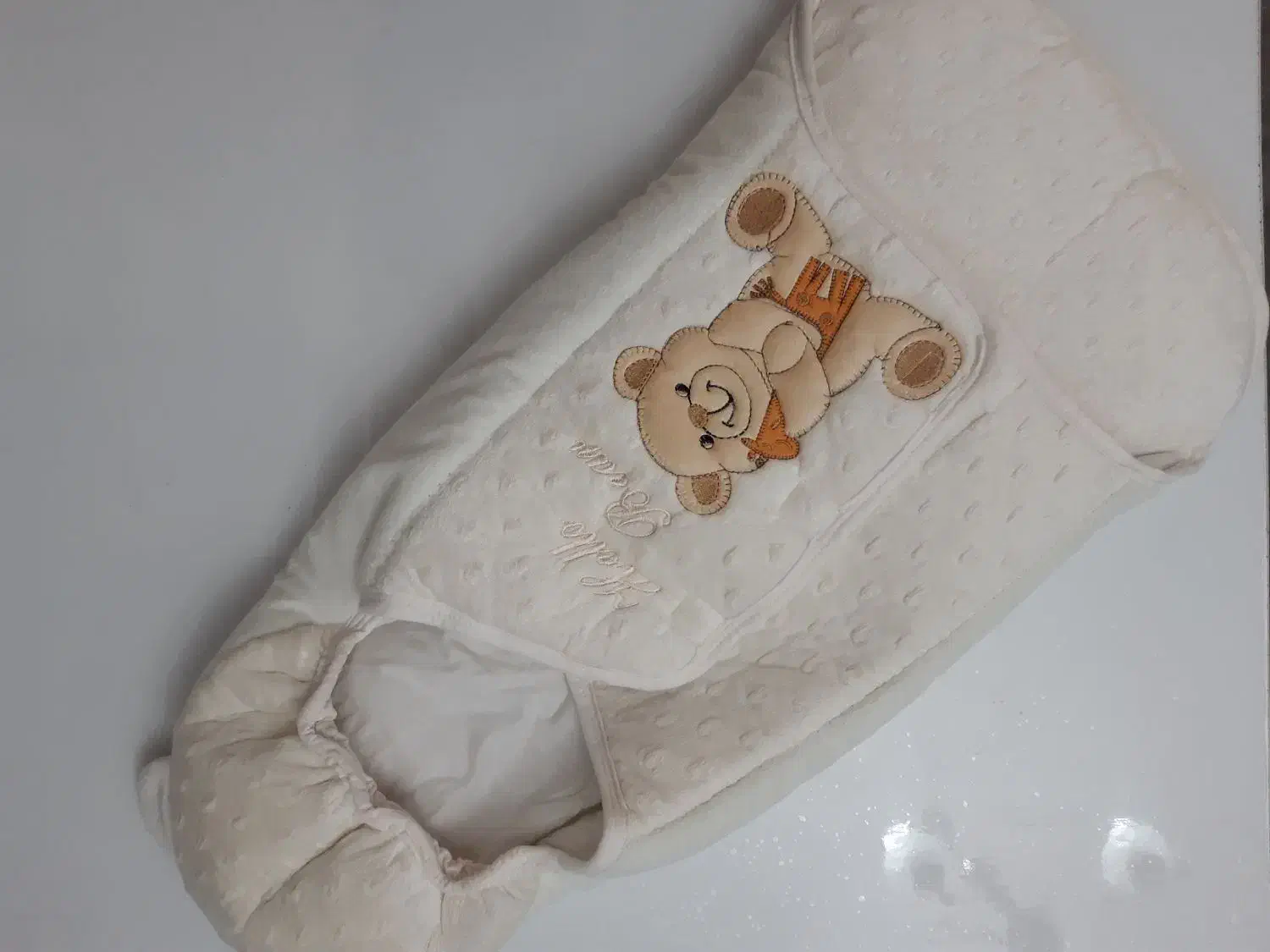 پشه بند و قنداق فرنگی نوزاد|اسباب و اثاث بچه|شیراز, گل سرخ|دیوار