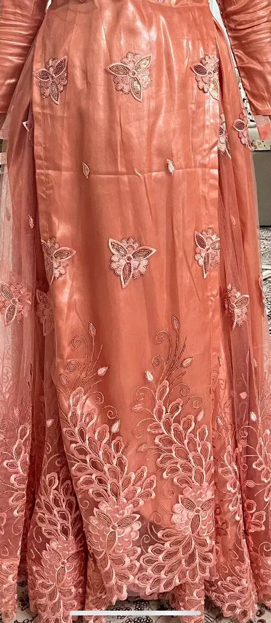 لباس محلی ۱|لباس|کازرون, |دیوار