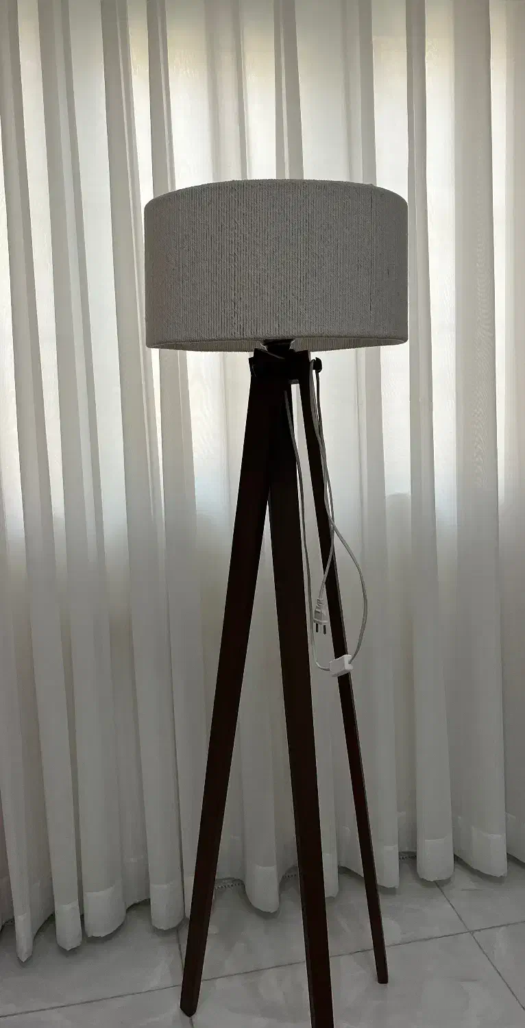 آباژور|چراغ خواب و آباژور|آستانه اشرفیه, |دیوار