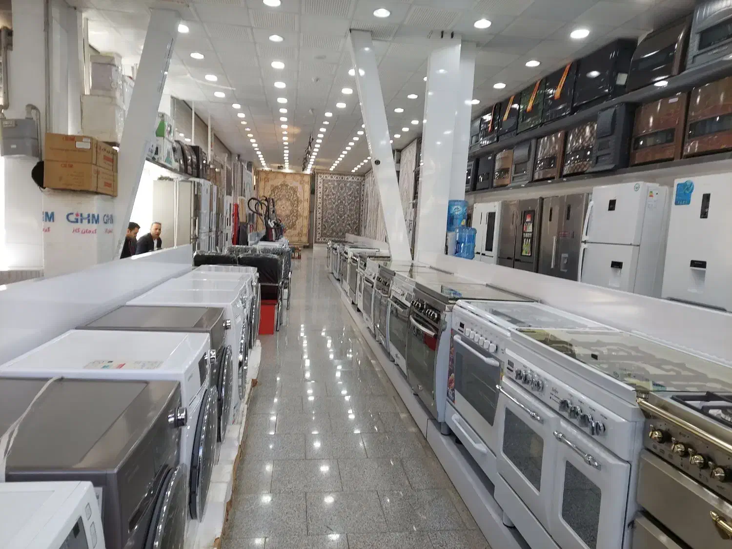 فروشنده خانم|استخدام بازاریابی و فروش|سبزوار, مدرس|دیوار