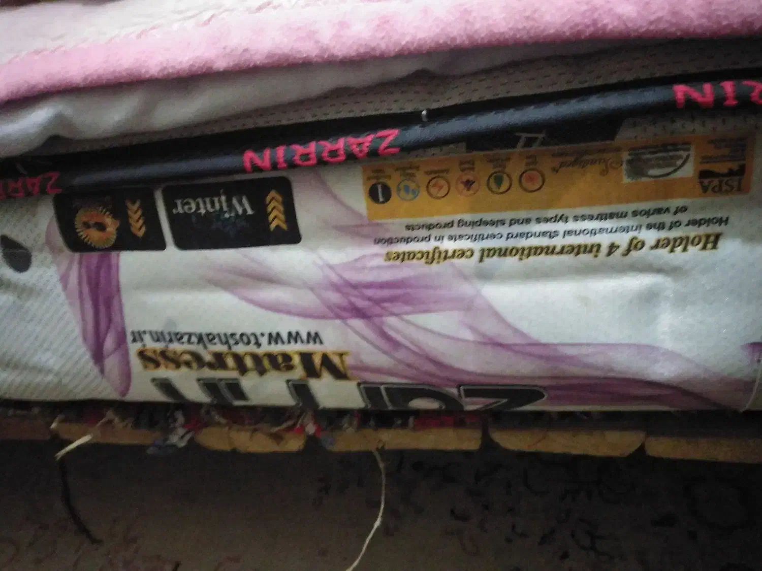 تشک یک نفره در حد نو با 2عدد زیر تشک طرح چوب|تشک تختخواب|شیراز, شهرک قمشه|دیوار