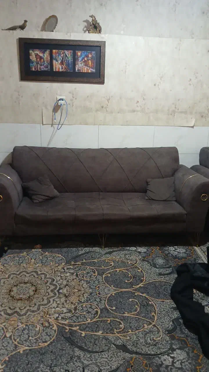 مبل راحتی ۷ نفر توسی طلایی پایه فلزی|مبلمان خانگی و میز عسلی|قم, دروازه ری|دیوار