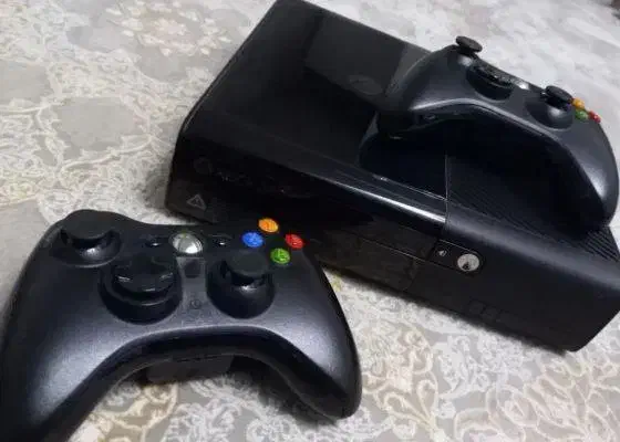 ایکس باکس 360 سوپر اسلیم|کنسول، بازی ویدئویی و آنلاین|پرند, فاز ۴|دیوار