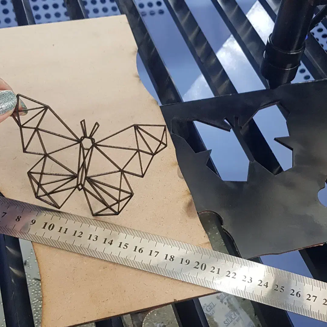 خدمات برش لیزر و حکاکی چوب، پلکسی، چرم|خدمات پیشه و مهارت|مشهد, رضاشهر|دیوار