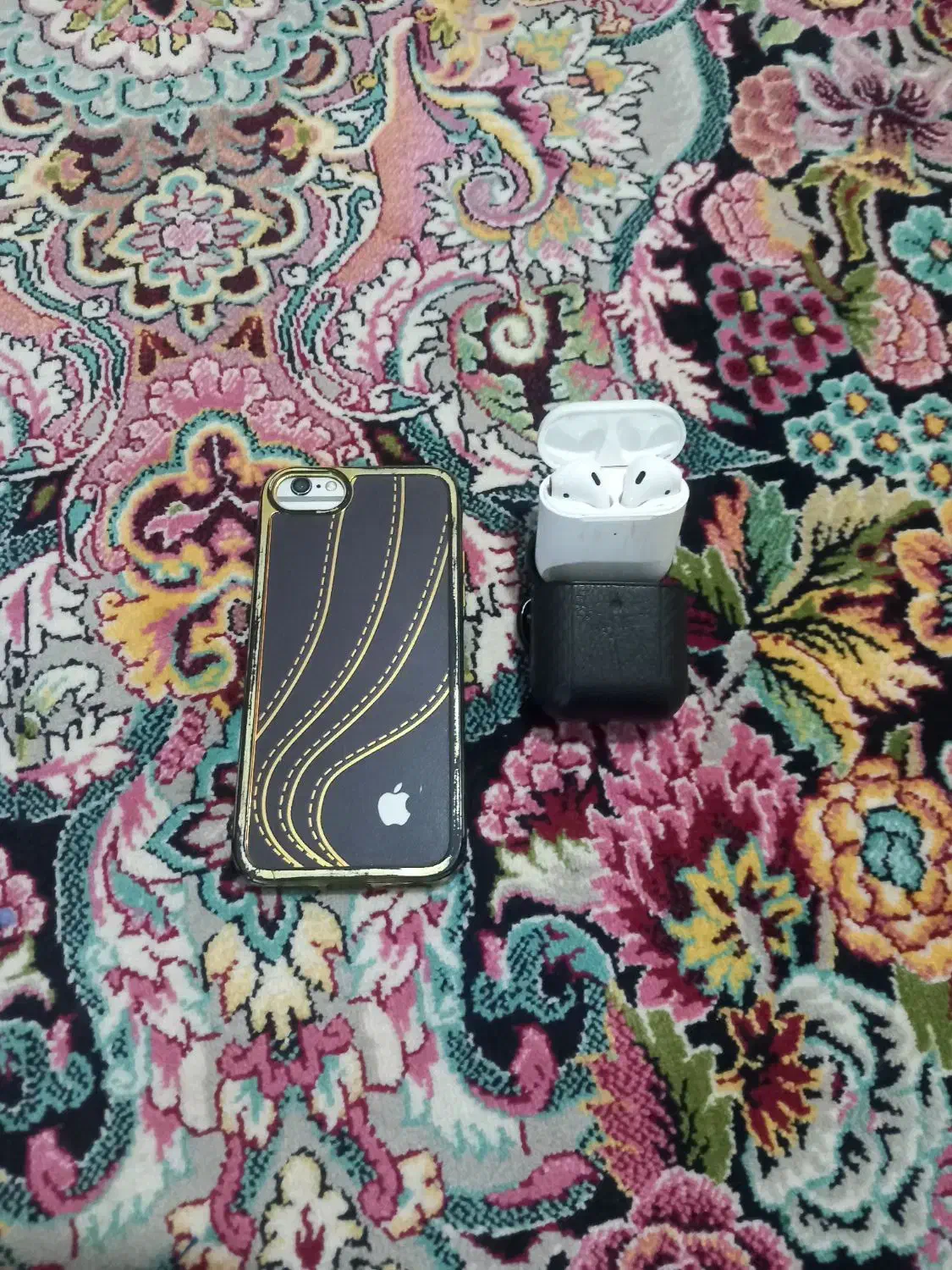 آیفن۶ و ایرپاد اصل|موبایل|خاش, |دیوار