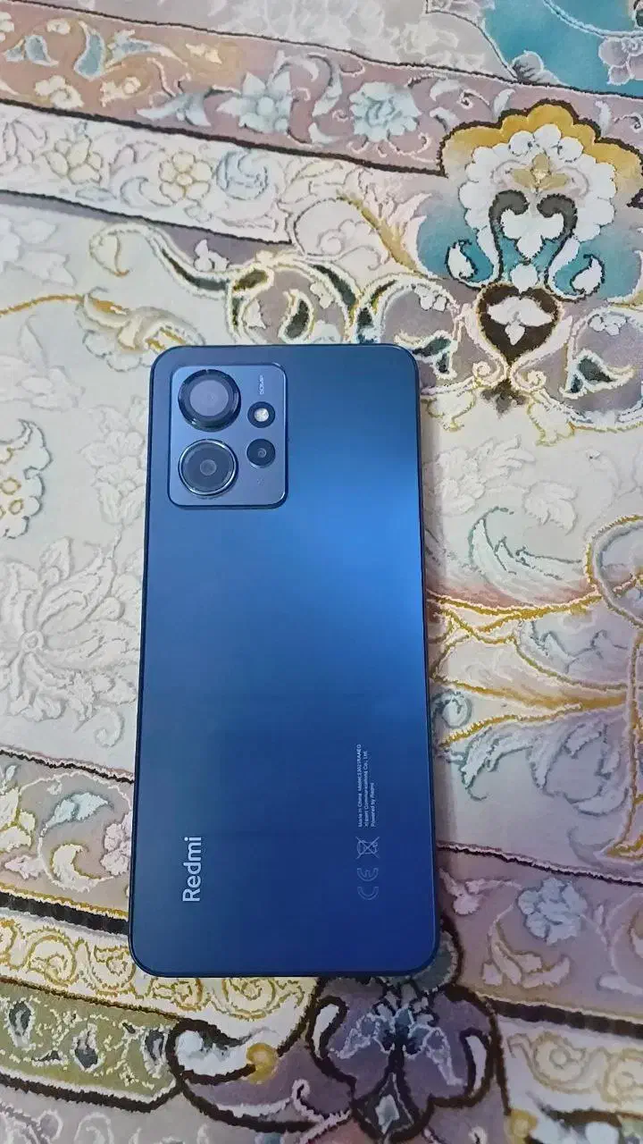 نوت ۱۲معمولی رم ۸ حافظ۲۵۶|موبایل|مشهد, قائم|دیوار