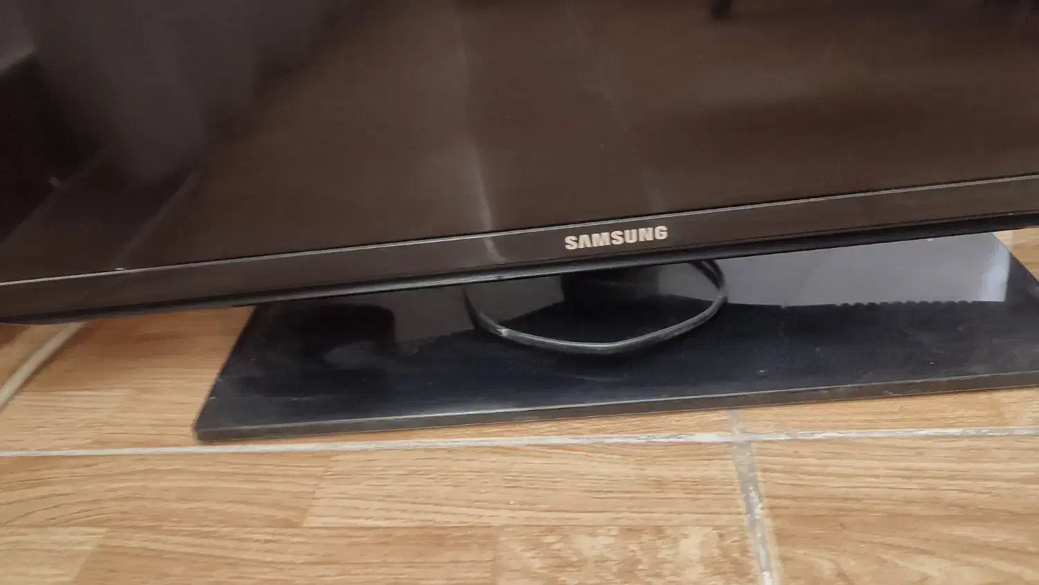 تلوزیون32 اینچ سامسونگ|تلویزیون و پروژکتور|قزوین, |دیوار