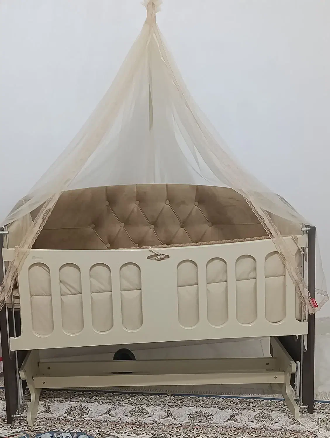 تخت گهواره|تخت و سرویس خواب|ایلام, |دیوار