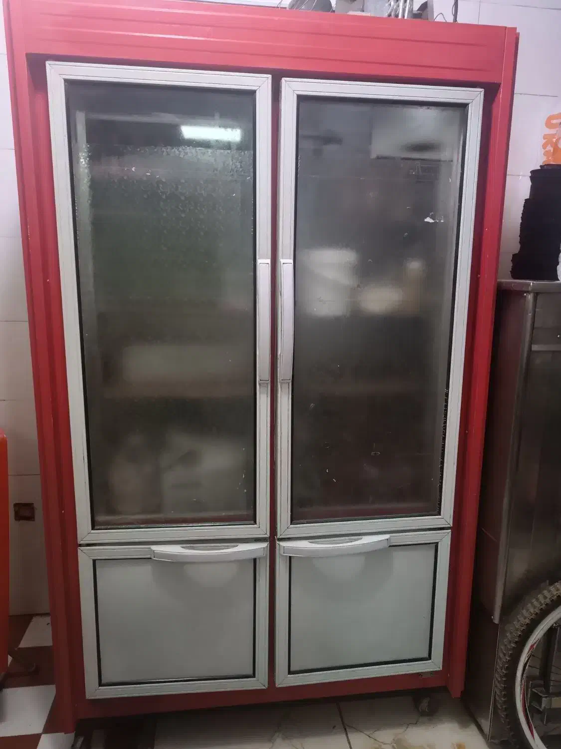 ایخچال ویترینی ایستاده|فروشگاه و مغازه|کرمانشاه, |دیوار