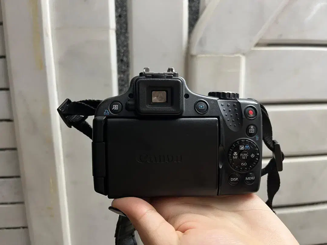 دوربین حرفه ای کنون|دوربین عکاسی و فیلمبرداری|نیریز, |دیوار