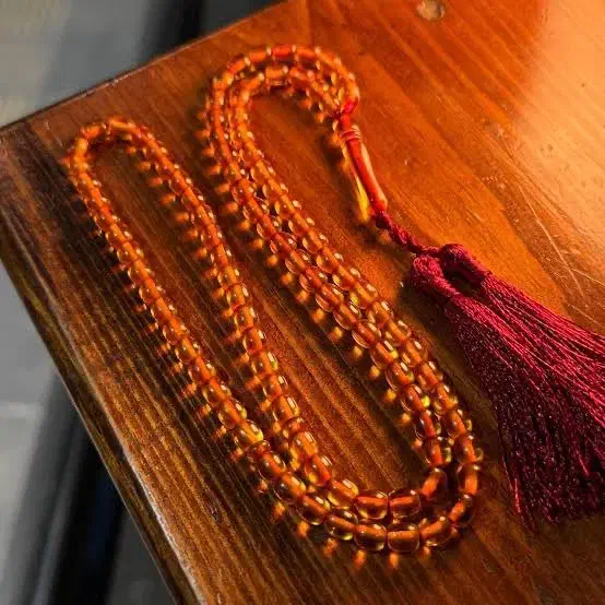 تسبیح سندلوس کهنه المان|جواهرات|اصفهان, خواجو|دیوار