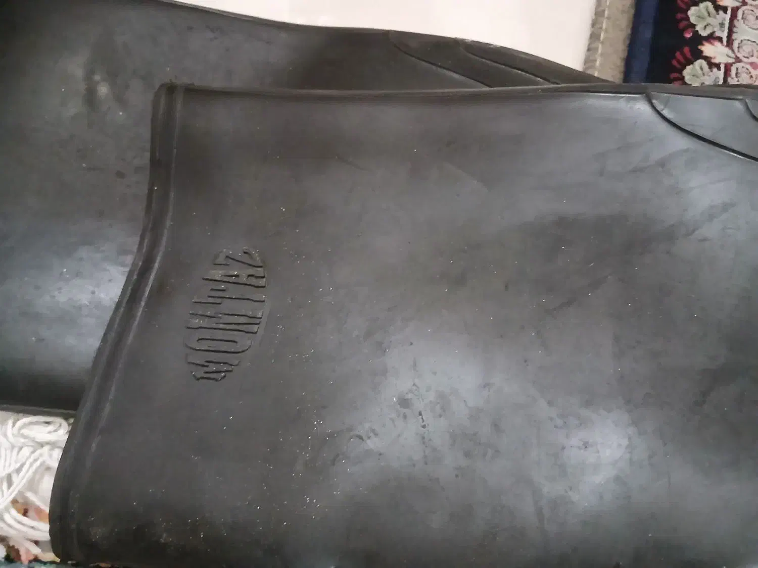 چکمه سالم.مارکدار هست.شماره ۴۴-۴۳|کیف، کفش، کمربند|رشت, سعدی (تختی)|دیوار