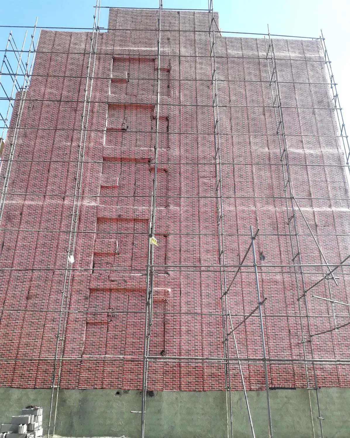 نصب ایزوگام دیوار بام قیرگونی حرفه ای|خدمات پیشه و مهارت|همدان, |دیوار