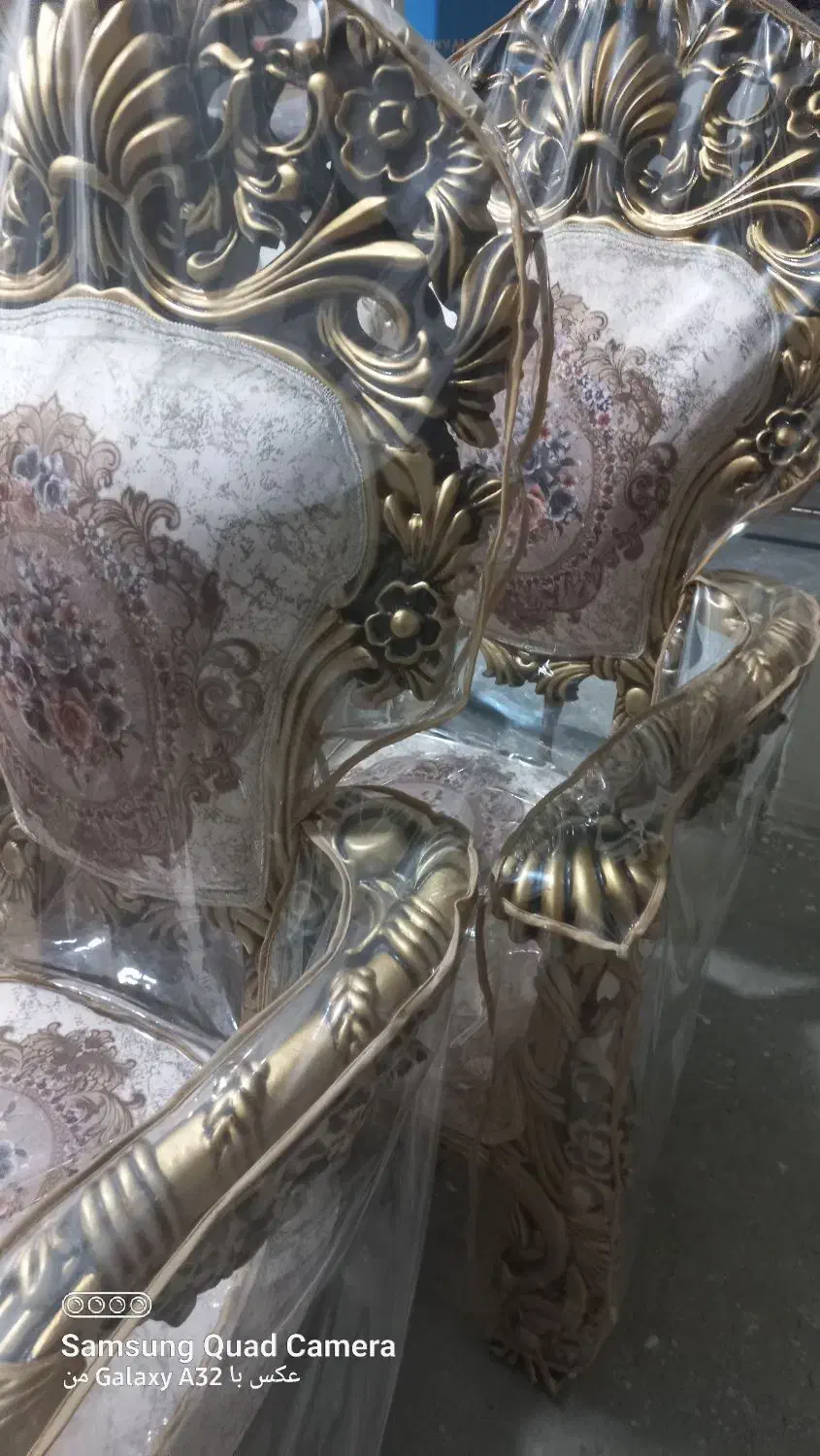 مبل سلطنتی پنجه شیری|مبلمان خانگی و میز عسلی|نسیم‌شهر, |دیوار