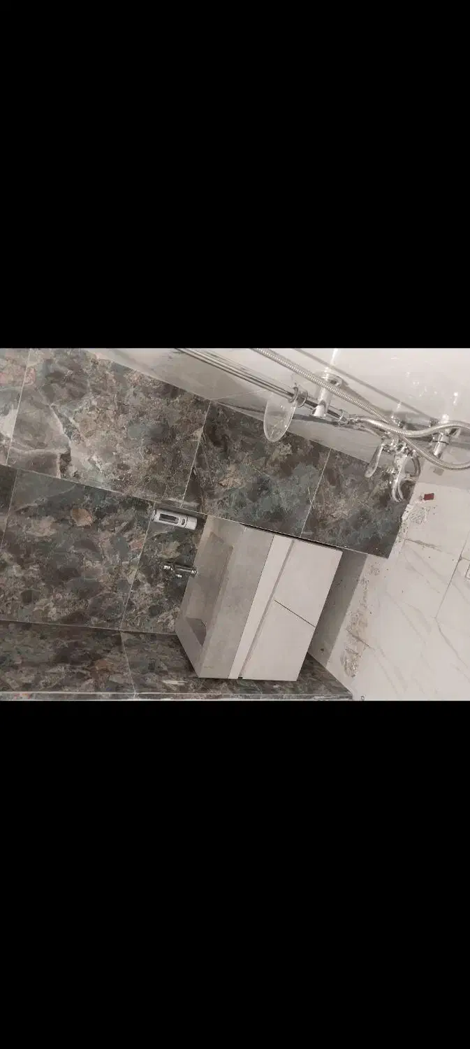 سرامیک کاری کاشی کاری کاشیکاری بین کابینتی|خدمات پیشه و مهارت|یزد, |دیوار